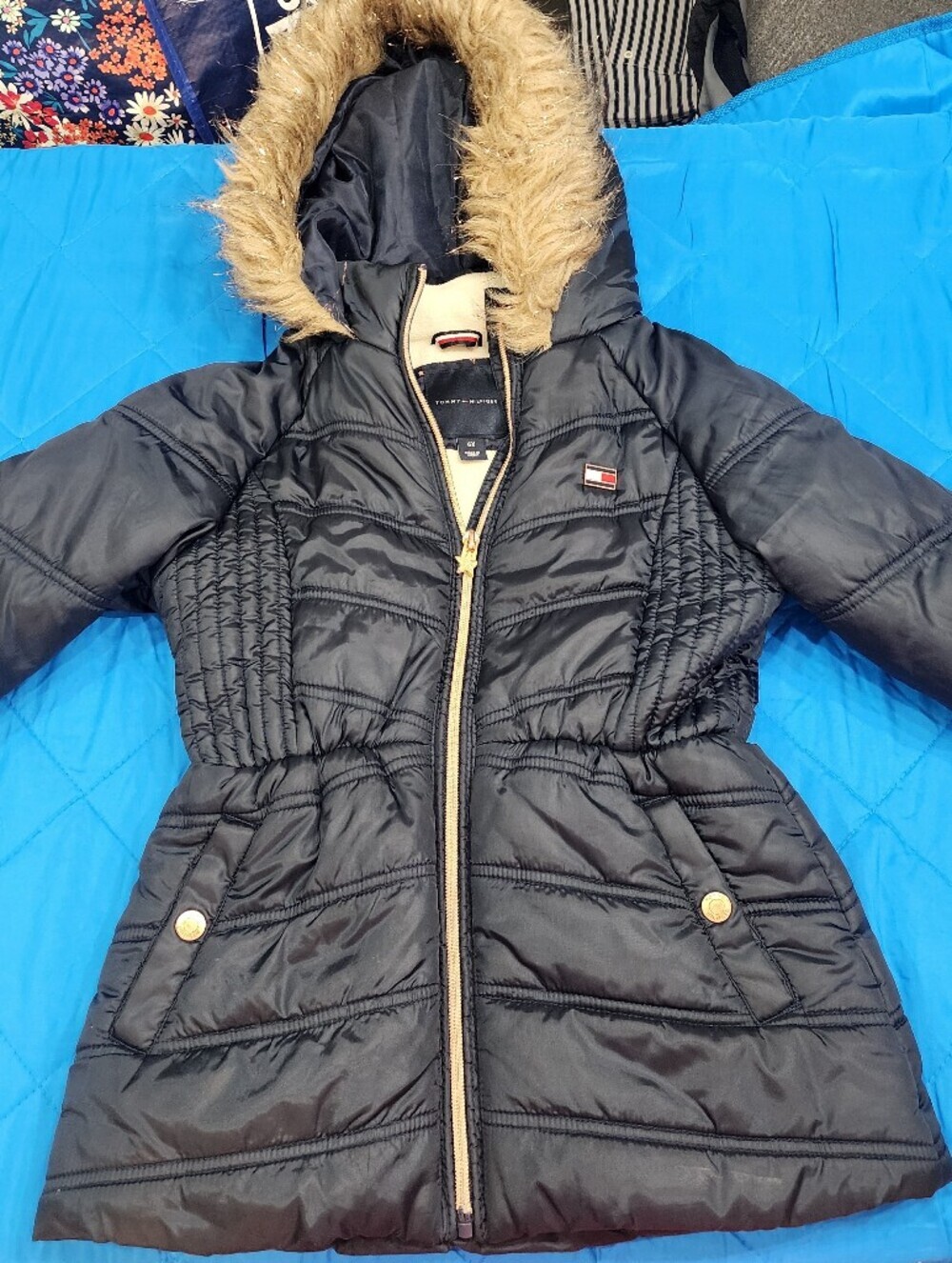 Tommy Hilfiger Black Quilted Girls' Hooded Puffer Coat with Faux Fur Trim